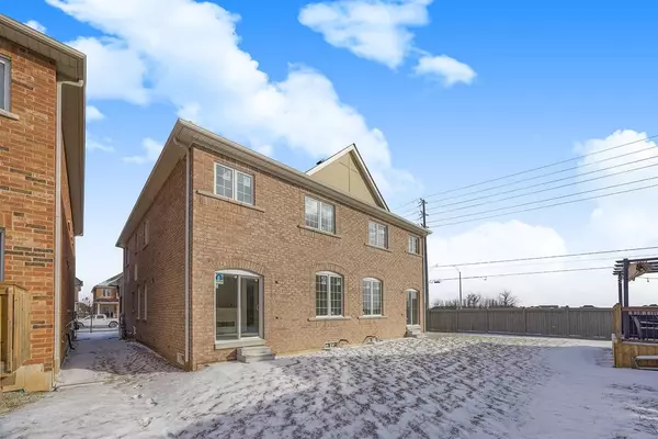 Halton, ON L9T 8V8,1098 Urell WAY