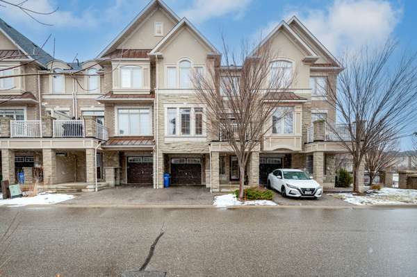 2435 Greenwich DR #1, Oakville, ON L6M 0S4