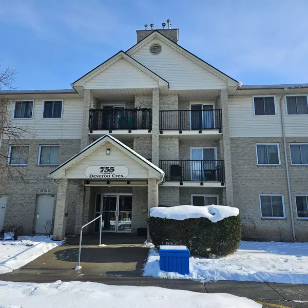 London, ON N5Z 4X8,735 Deveron CRES #115