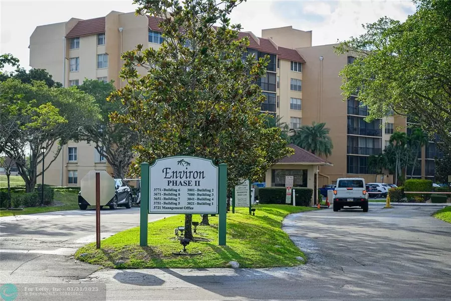 3821 Environ Blvd  #203, Lauderhill, FL 33319