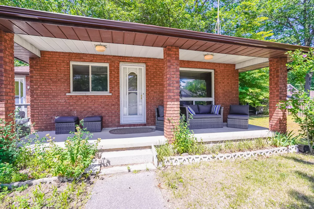 Wasaga Beach, ON L9Z 2E7,1456 Mosley ST