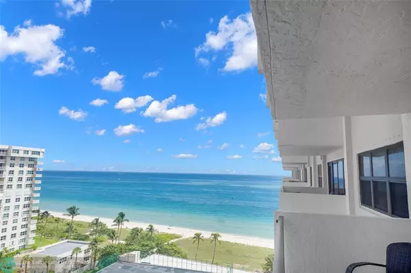 Lauderdale By The Sea, FL 33308,5100 N Ocean Blvd  #1402