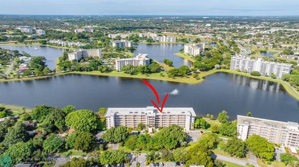 Pompano Beach, FL 33069,2801 N Palm Aire Dr  #604