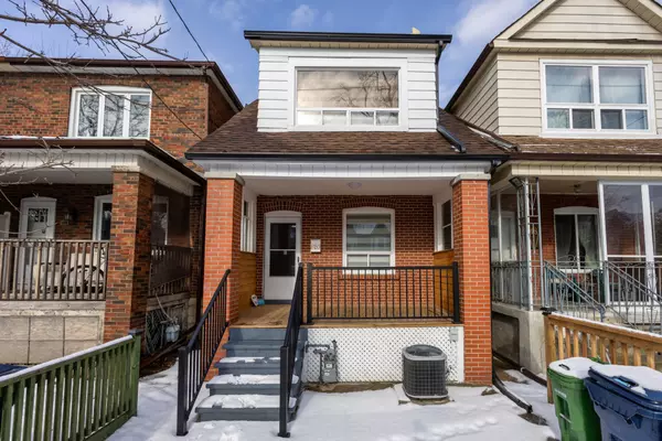 120 Ascot AVE, Toronto W03, ON M6E 1G2