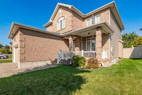 Ottawa, ON K2M 2X1,97 Bridle Park DR