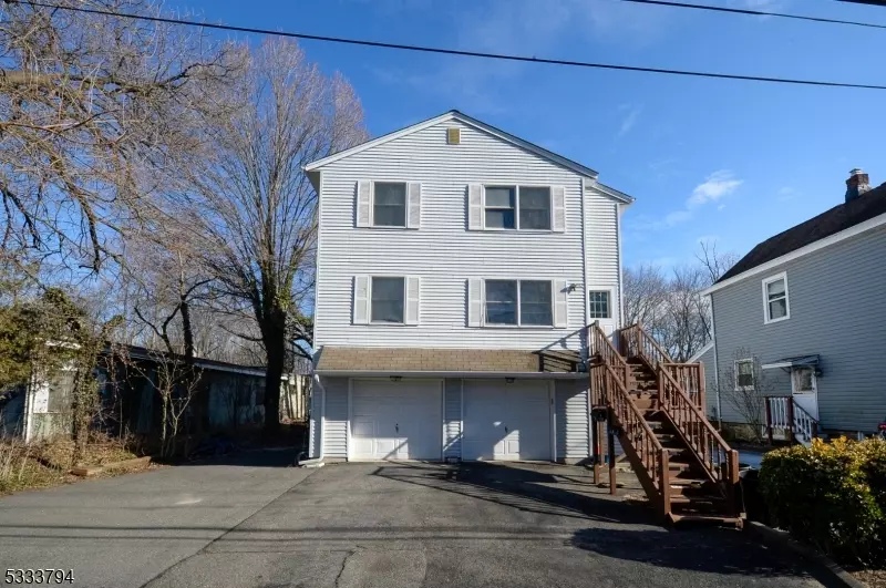 42 Star Lake Rd #2, Bloomingdale Boro, NJ 07403