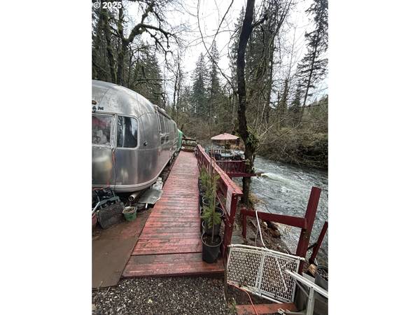 13058 S Butte Creek RD, Scotts Mills, OR 97375