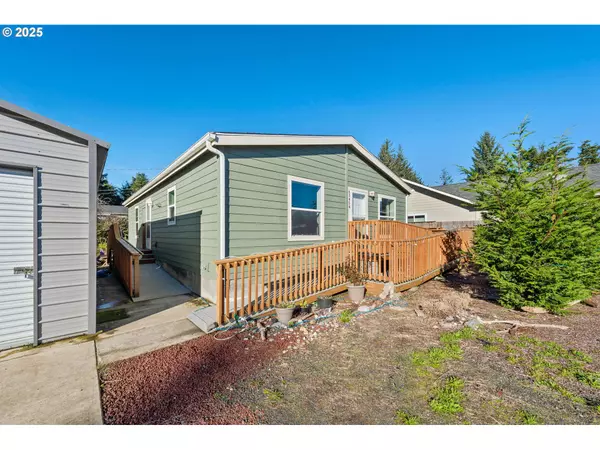 Coos Bay, OR 97420,63454 JAMES DR