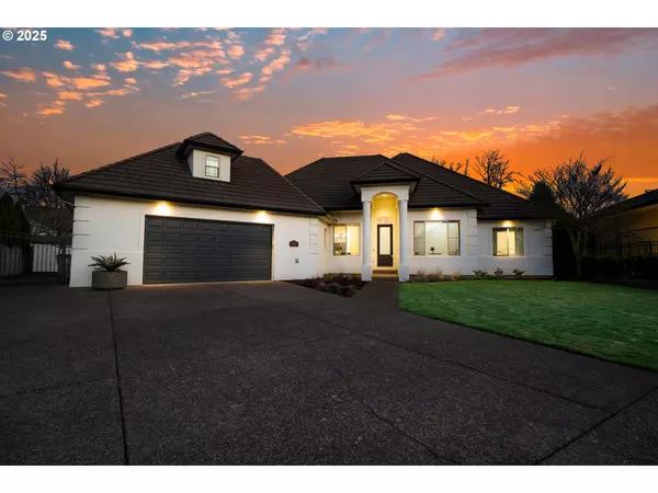 Eugene, OR 97401,3476 LAKESIDE DR