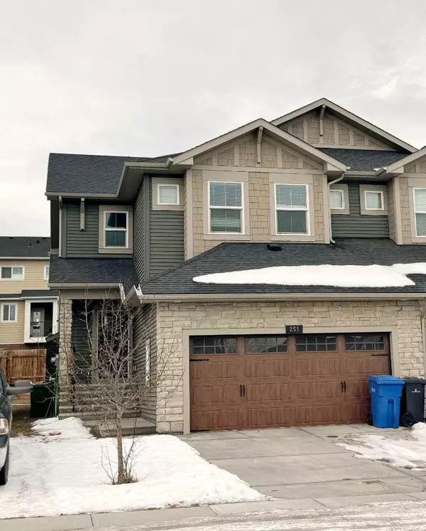 251 Kinniburgh RD, Chestermere, AB T1X 0Y7