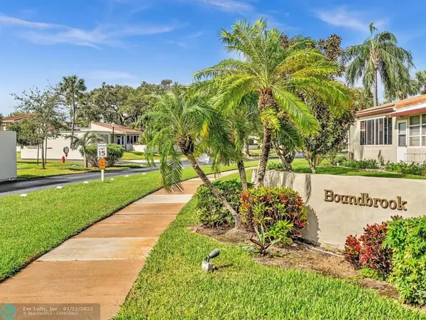 2580 Boundbrook Blvd  #206, West Palm Beach, FL 33406