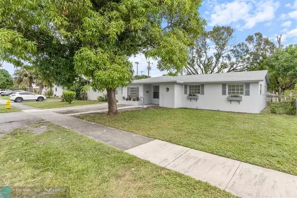 3640 NW 44th Ave,  Lauderdale Lakes,  FL 33319