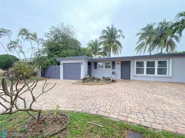 Deerfield Beach, FL 33441,511 SE 13 court