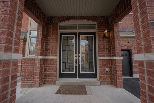 15 Manzanita CRES, Brampton, ON L7A 0C4