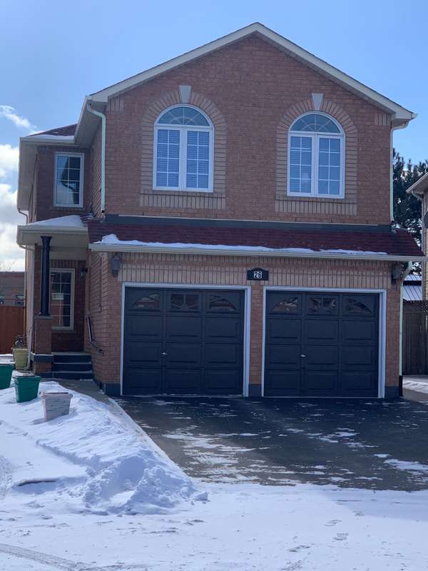 26 Skranda HL, Brampton, ON L6Y 5G6