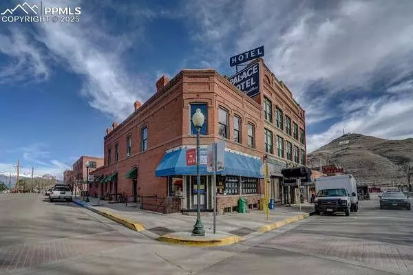 Salida, CO 81201,202 N F ST #A