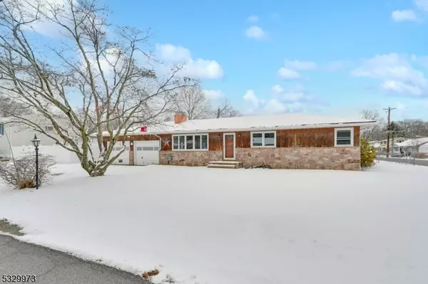 61 Greenbrook Dr, West Milford Twp., NJ 07480