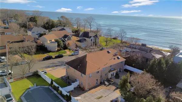 Staten  Island, NY 10312,120 Bennett PL