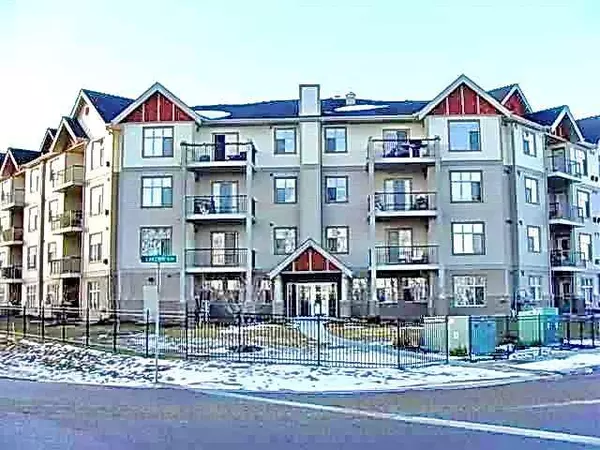 100 Lakeway BLVD #122, Sylvan Lake, AB T4S 0A4