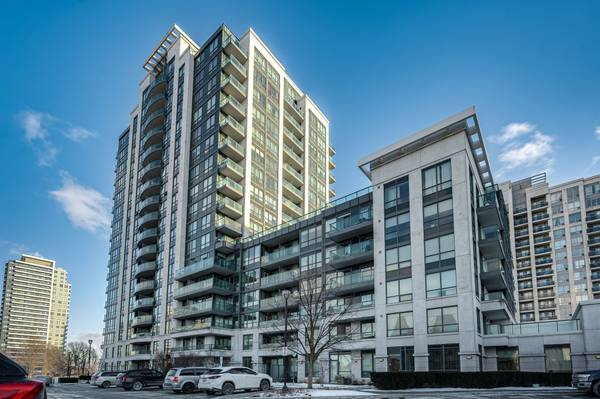 20 North Park RD #215, Vaughan, ON L4J 0G7