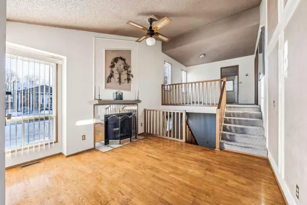 Calgary, AB T2Y 1Y6,16259 6 ST Southwest