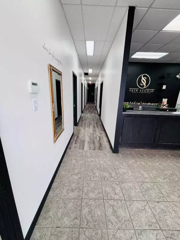 Medicine Hat, AB T1A 2Y4,1310 Kingsway AVE Southeast #124