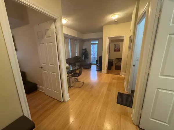 Mississauga, ON L5B 3Y9,310 Burnhamthorpe RD W #1512