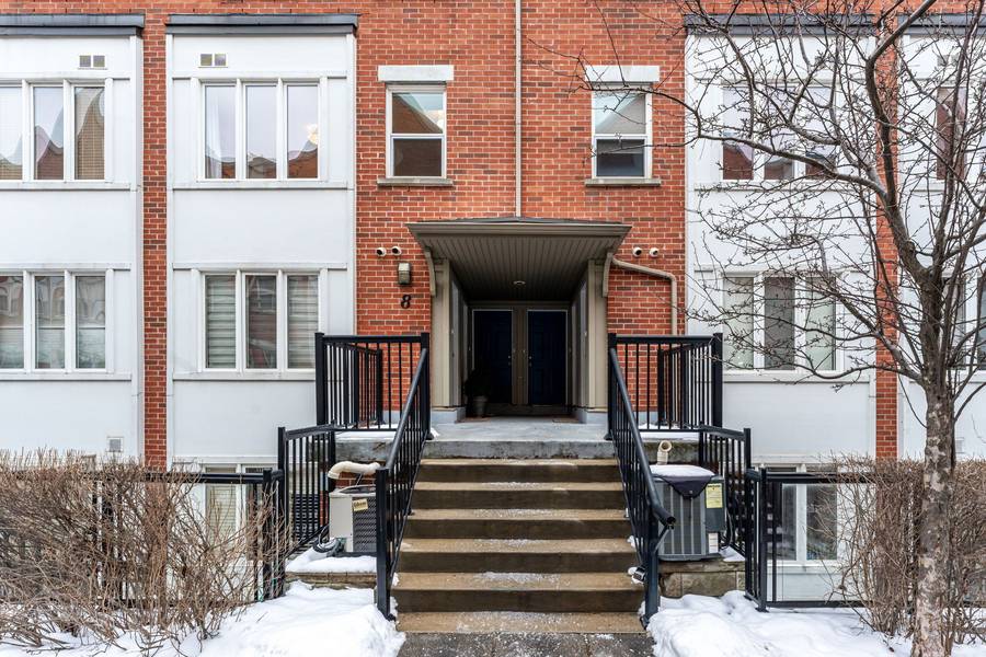 8 Florence Wyle LN #3, Toronto E01, ON M4M 3E7