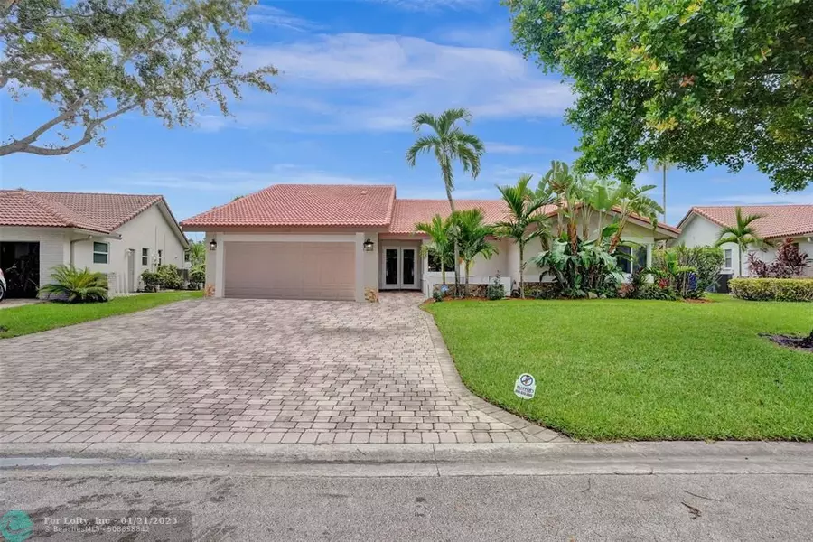 10866 NW 6th St, Coral Springs, FL 33071