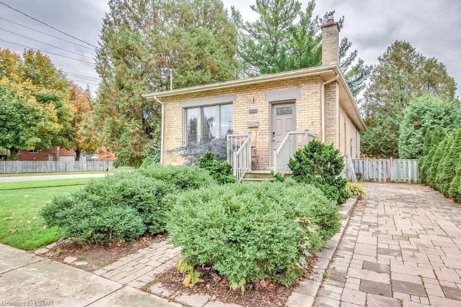 230 EDINBURGH ST, London, ON N6H 1M3