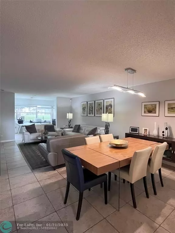 Sunrise, FL 33322,9741 Sunrise Lakes Blvd  #108