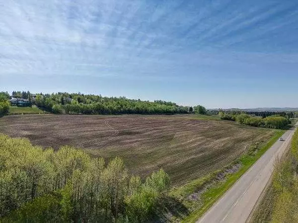 Rural Red Deer County, AB T4E 0Z9,38319 RR 270