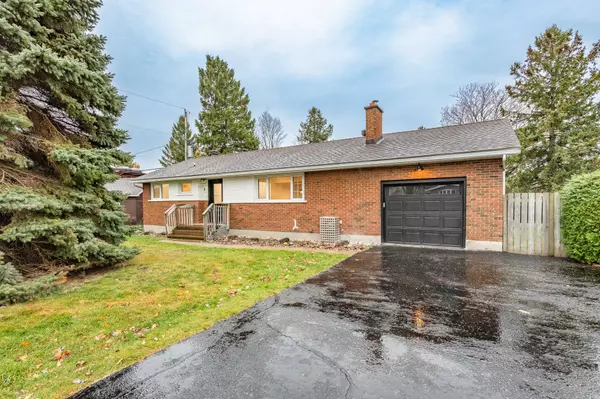 Ottawa, ON K2G 1B7,6 FAIRHILL CRES