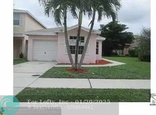 4022 Eastridge Dr, Pompano Beach, FL 33064