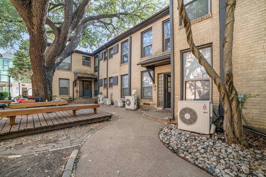 4526 University Boulevard #1, University Park, TX 75205