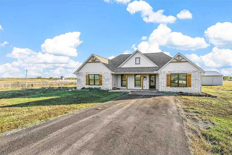 7145 Donald Road, Krum, TX 76249