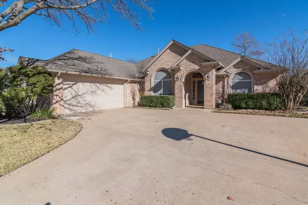 North Richland Hills, TX 76182,7312 Cottonwood Court