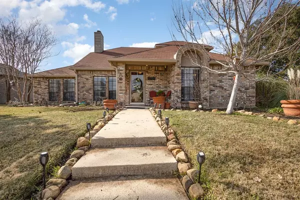 4905 Vagas Drive, Rowlett, TX 75088