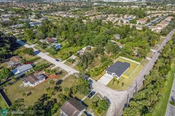 6275 Bishoff Rd, West Palm Beach, FL 33413