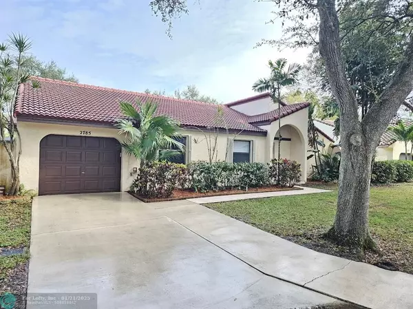 2785 Evergreen Way, Hollywood, FL 33026