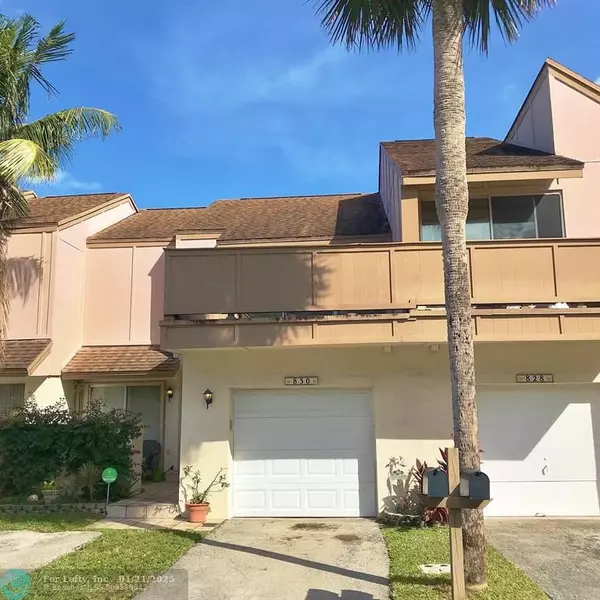 831 NW 81st Way  #7, Plantation, FL 33324