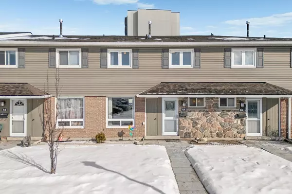 44 Village CT #22, Brampton, ON L6W 1A6