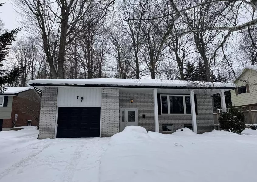 7 Parklane CRES, Meaford, ON N4L 1B1