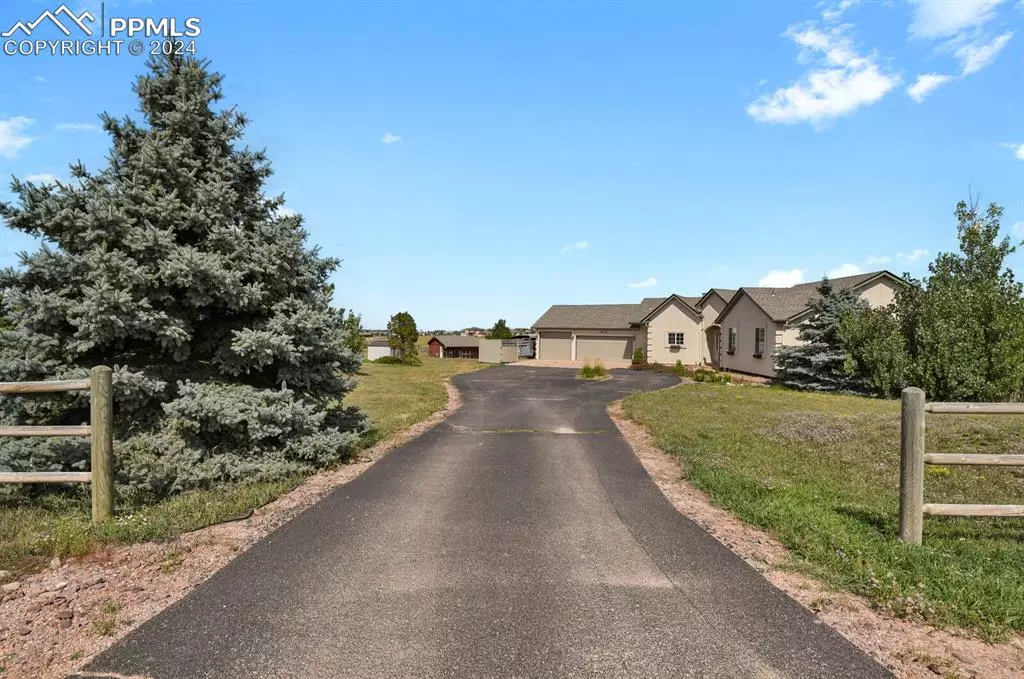 Colorado Springs, CO 80908,7432 Crow CT