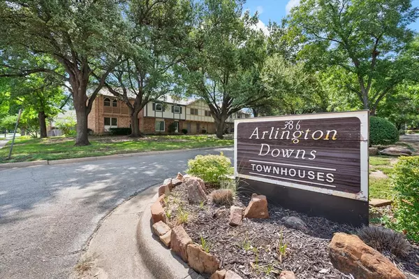 Arlington, TX 76013,302 Westview Terrace