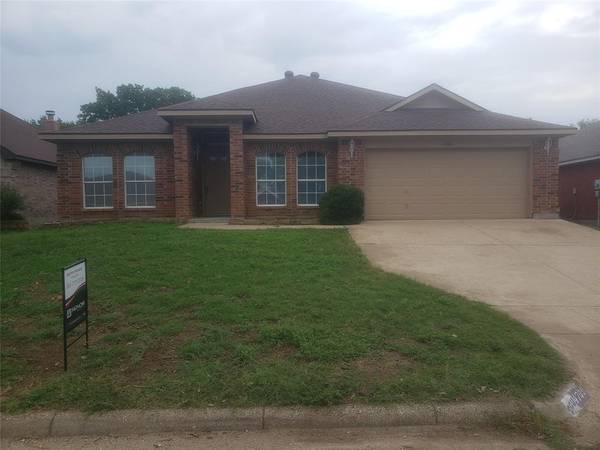 4700 Saint Thomas Place,  Fort Worth,  TX 76135