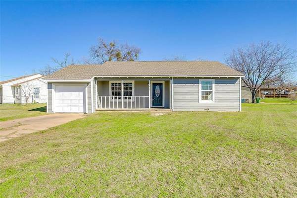 1915 17th Avenue, Mineral Wells, TX 76067