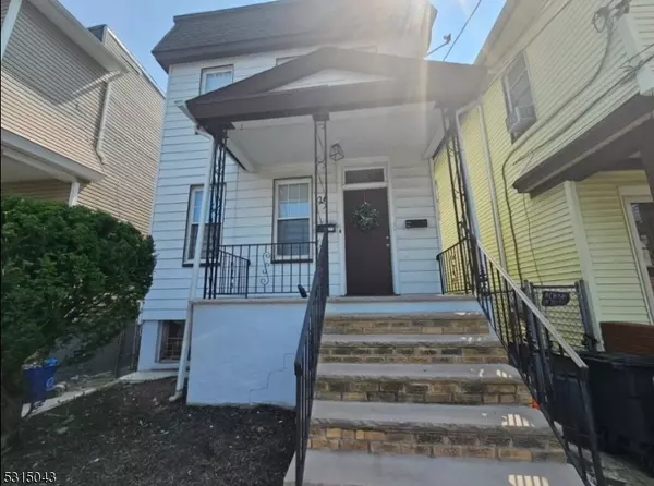 16 Smith St #1, Newark City, NJ 07106