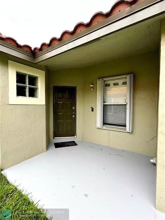 Pembroke Pines, FL 33029,711 NW 182nd Way