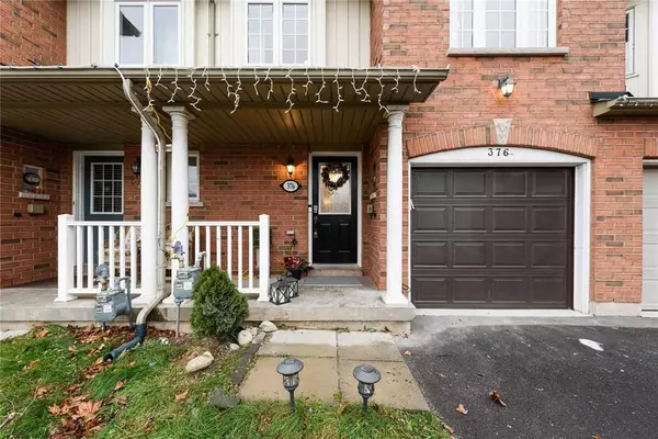 376 Riverstone DR, Oakville, ON L6H 7M3